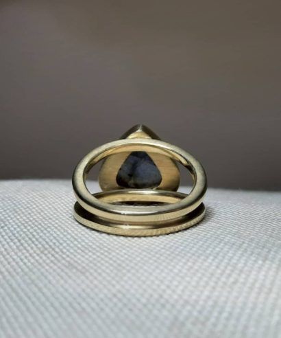 anillo labradorita azul